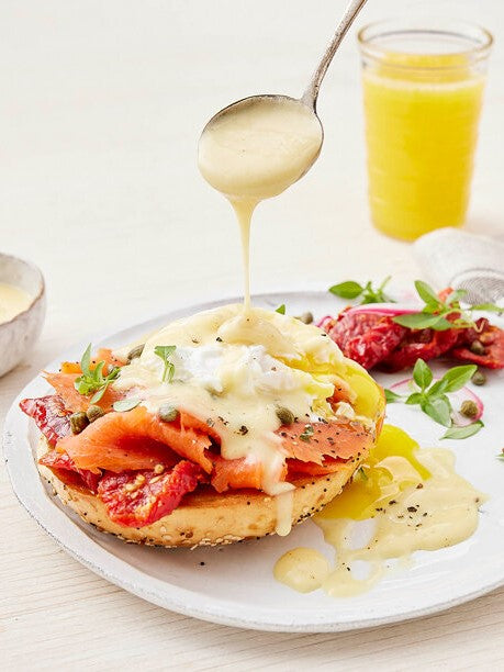 Salmon Benedict with Cheddar Sauce 